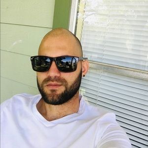 Meet your Posher, Miguel